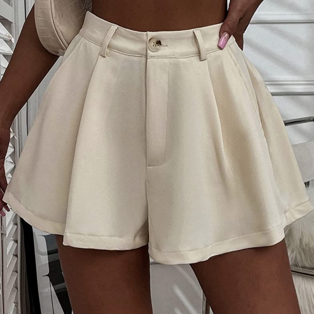 Verdusa Women's Elastic High Waist Pleated Wide Leg Shorts with Pocket